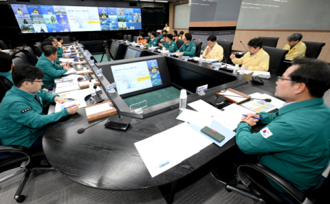 지난 집중호우로 큰 피해본 경북북부권…태풍 소식에 초비상 