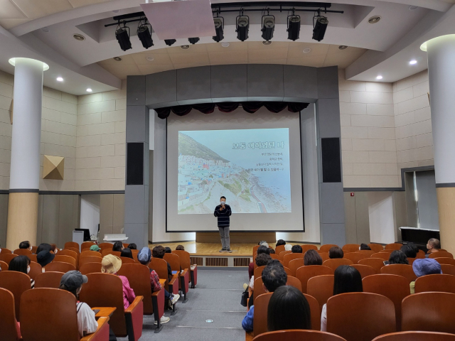 행복북구문화재단(이사장 배광식) 구수산 · 대현 · 태전 · 작은도서관은 9월 독서의 달을 맞아 다양한 행사에 나선다. 행복북구문화재단 제공