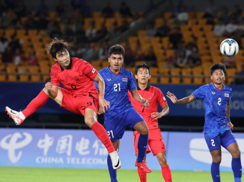 한국 축구 대표팀, 아시안게임서 태국에 완승…조 1위로 16강 진출 확정