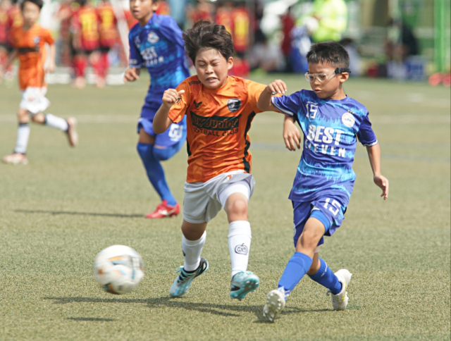 지난 23일 상주 중동강변 축구장에서 진행된 