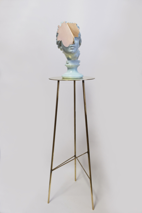 정득용, Trace 21, Bronze, Brass base, 16x 22x36(h)cm, 40x40x100(h)cm, 2023.