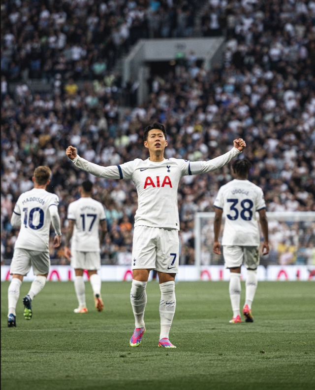 한국 축구 대표팀의 주장이자 EPL 토트넘의 주장인 손흥민. 토트넘 SNS 제공