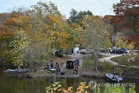 美메인주 총기난사범 사흘째 추적…유서추정 노트에 잠수부 투입