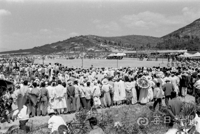 1966년 5월 23일 오후 2시 대구 감삼정수장(옛 두류정수장) 부지에서 강정상수도 건설 기공식이 열리고 있다. 사진=매일아카이빙센터