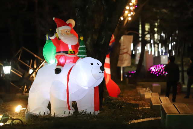 산타마을 빛 축제 - 산타 브라이트 시즌. 행복북구문화재단 제공.