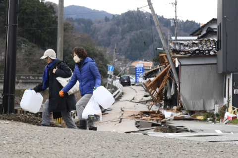 '강진' 일본 90대 여성, 골든타임 50시간 넘기고도 구조…124시간 만