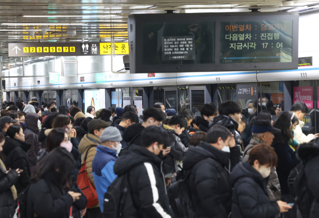 기사 내용과 직접적인 관련 없는 지하철 사진. 연합뉴스