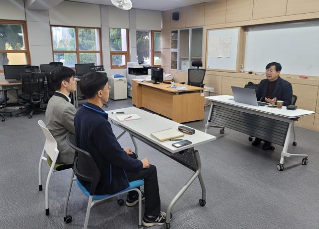 경북기계공업고등학교에서 학생 맞춤형 면접교육이 이뤄지고 있는 모습. 대구시교육청 제공