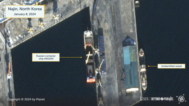 러시아 선박이 정박한 북한 나진항 항공 사진[CSIS 홈페이지 캡쳐]