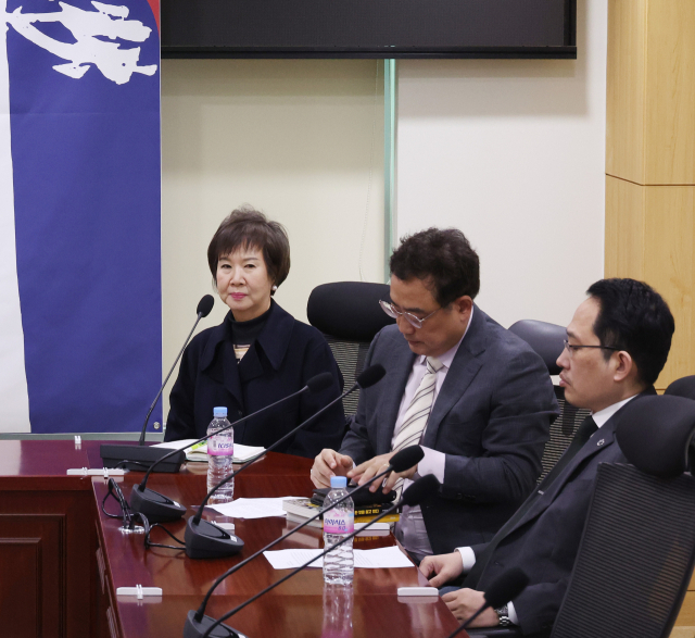 11일 국회 의원회관에서 소나무당 기자간담회에 참석한 손혜원 전 의원, 변희재 미디어워치 대표, 최대집 전 대한의사협회 회장. 연합뉴스