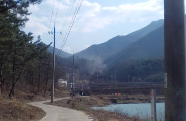 경주시 건천읍 야산 화재 현장. 산림청 제공