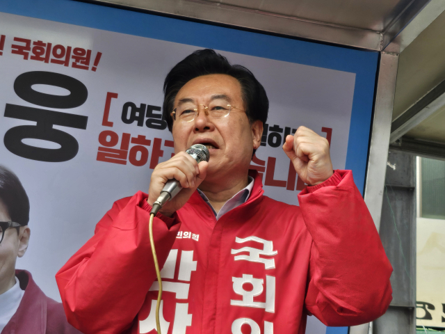 지역민들께 지지를 호소하고 있는 박상웅 후보. 박상우 선거사무실 제공