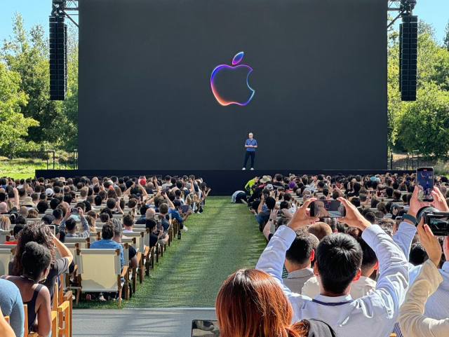 10일(현지시간) 미국 캘리포니아주 쿠퍼티노 애플 파크 본사에서 애플이 개최한 