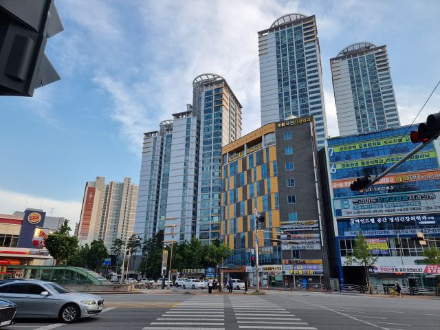 대구 삼덕네거리에서 바라본 아파트의 모습. 2024.6.16. 홍준표 기자