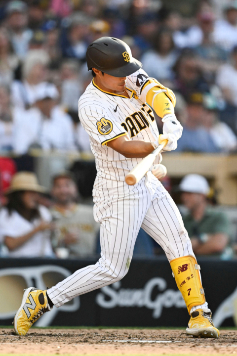 김하성, MLB 3시즌 연속 두 자릿수 홈런