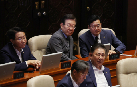 민주당 ‘부자 감세 반대’서 입장 선회…“반도체 기업 세금 확 줄여주자”