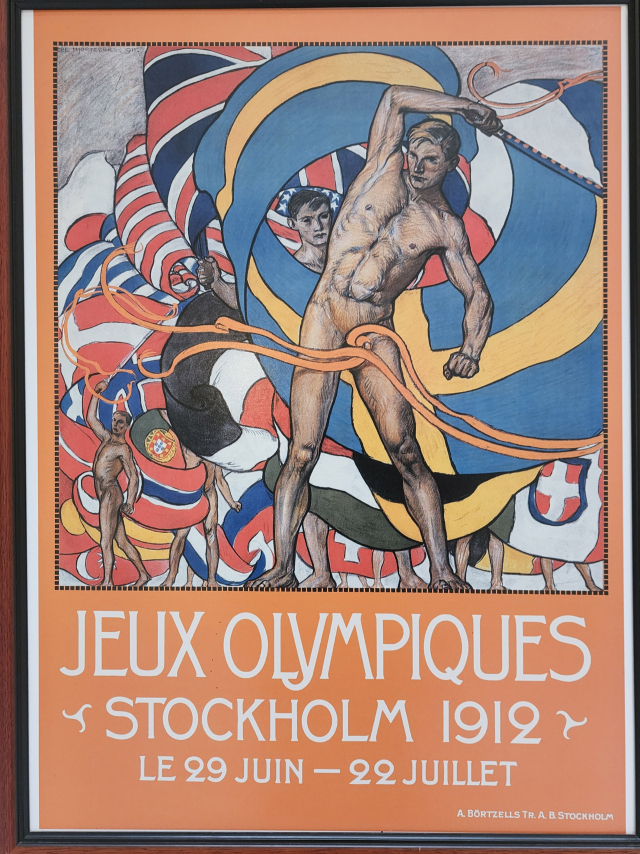 1912년 스톡홀름 올림픽 포스터. 이때부터 현대 올림픽 여성 경기 시작. 아테네 판아테나이아 스타디온 전시관
