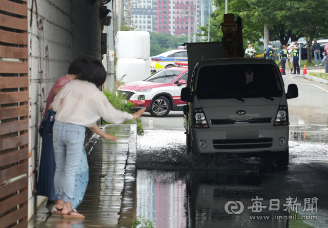 [침수(沈水)] 폭우 속 운전자 행동대피요령은?
