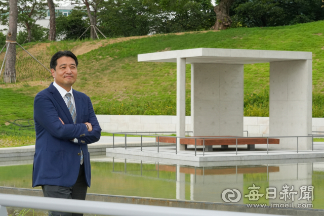 전인건 대구간송미술관 관장이 2일 대구 수성구 간송미술관 앞에서 포즈를 취하고 있다. 안성완 기자 asw0727@imaeil.com