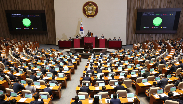 28일 국회 본회의에서 민법 일부개정안(구하라법)이 통과되고 있다. 연합뉴스