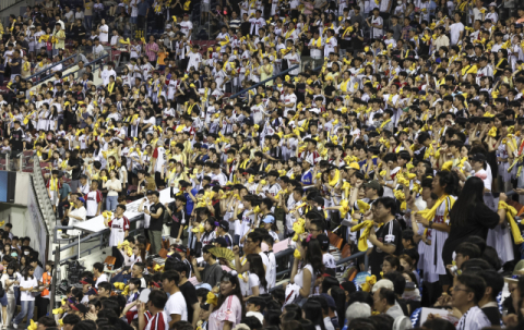 KBO, 900만 관중 돌파 기념 5천400만원 상당 입장권 증정