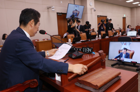 법사위, 심우정 인청 보고서 채택 논의 파행…與 “정청래 빌런” 野 “윤 대통령 악당”