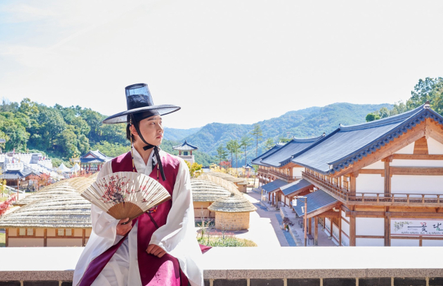 안동 도산면에 자리한 한국문화테마파크가 추석 연휴동안 다양한 프로그램을 통해 풍성한 한가위 명절을 보낼 수 있도록 한다. 안동시 제공