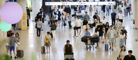 제주공항에 '드론 의심물체'…48분간 항공기 운항 중단