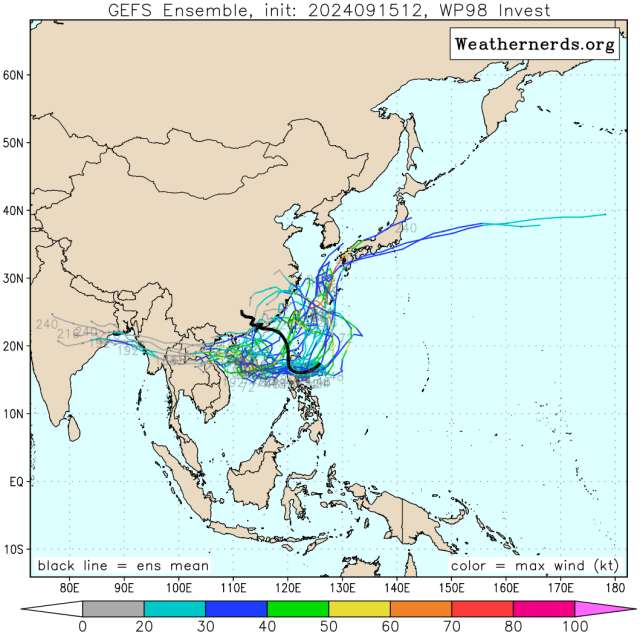 다중앙상블(GEFS) 모델 98W 열대요란(15호 태풍 솔릭 발달 가능성) 예상경로