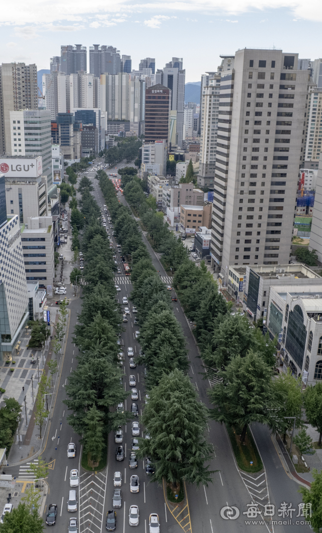 대구 동구 신천동 동대구로 일대 전경. 매일신문DB