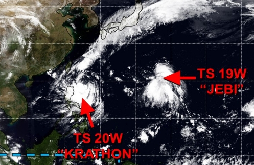 미국 합동태풍경보센터(JTWC, Joint Typhoon Warning Center) 감시 18호 태풍 끄라톤(왼쪽), 17호 태풍 제비