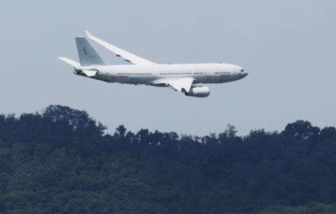 레바논 교민 97명, 군 수송기로 서울공항 도착(종합)