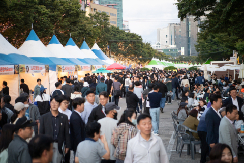 17만 명 인파 몰린 구미푸드페스티벌…전국구 축제 도약