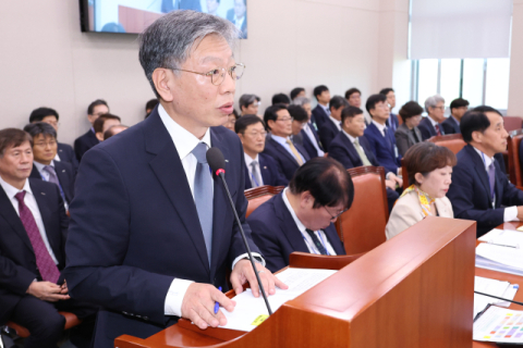 산업위 국감, 野 '김 여사 의혹' 제기에 시작부터 파행