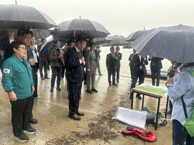 18일 국회 환경노동위원회가 국정감사 기간 안동댐, 도산대교 예정지 등을 현장시찰했다. 국회 환노위 제공