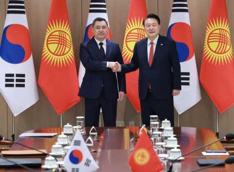 한국-키르기스스탄 정상회담, 양국 관계 '포괄적 동반자' 격상