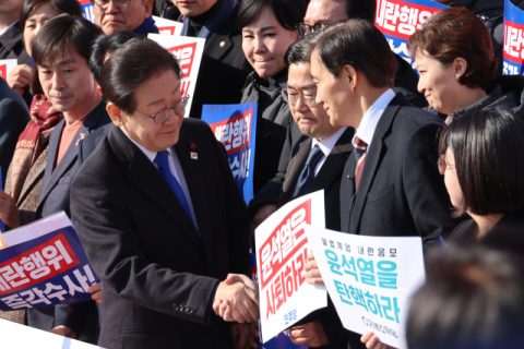 민주당, '이재명 대통령 만들기' 돌입…김경수 등 비명 잠룡 귀국