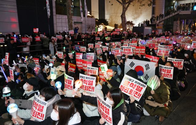 9일 오후 인천 남동구 구월동 롯데백화점 인천점 앞 도로에서 열린 