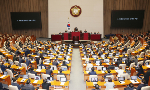 윤 대통령 탄핵안 국회 통과 관련 외신들도 긴급 보도