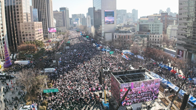 28일 서울 종로구 세종대로에서 대한민국바로세우기국민운동분부(이하 대국본) 주최로 열린 