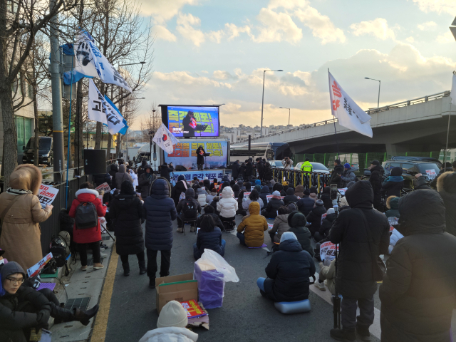 8일 서울 용산 한남동 대통령 공관 인근에서 