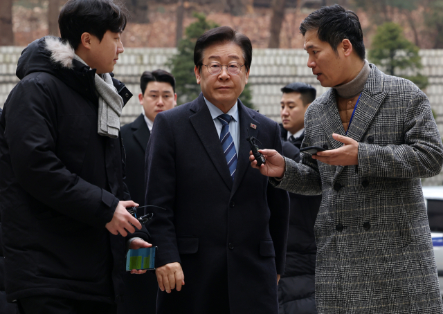 더불어민주당 이재명 대표가 14일 서울 서초구 서울중앙지법에서 열린 