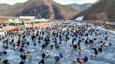 30만명 다녀간 안동암산얼음축제…