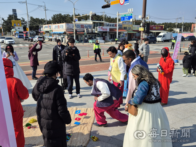 30일 포항 송도해수욕장에 마련된 