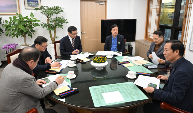 신성범 국회의원과 서부경남 4개군 군수가 참석한 가운데 행정 협의회를 개최했다.거창군 제공