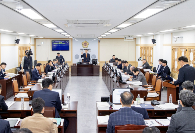 경북도의회가 25일 이재혁 경북개발공사 사장 후보자 1년 연임에 대한 인사청문회를 진행했다. 경북도의회 제공