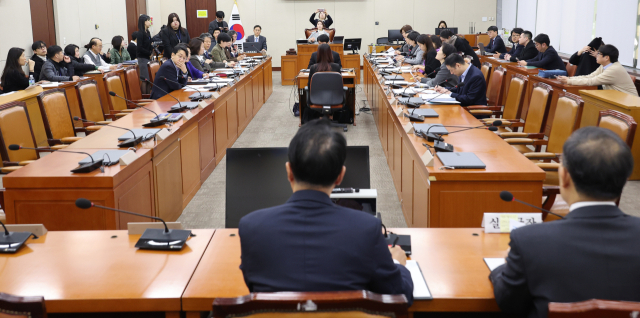 27일 국회에서 보건복지위원회 법안심사제1소위원회가 열리고 있다. 연합뉴스