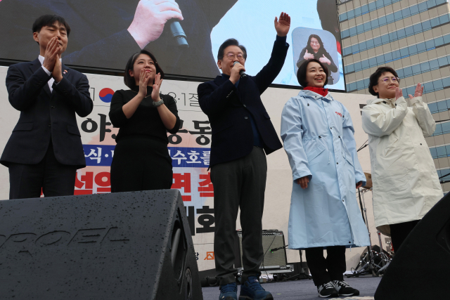 더불어민주당 이재명 대표가 1일 서울 종로구 안국동 사거리에서 열린 