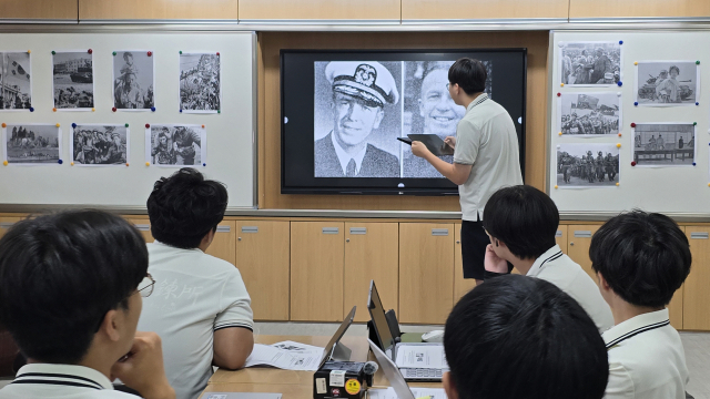 대건고는 인공지능(AI)과 첨단 기술을 활용한 교육혁신을 선도하며 교육의 새로운 모델을 제시하기 위해 올해 