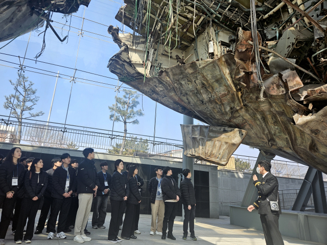 지난 11일 LIG넥스원 신입사원들이 평택 해군 제2함대사령부 